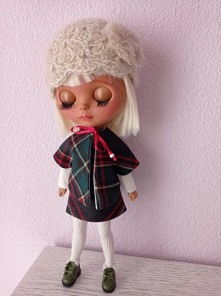 Holly muñeca blythe.